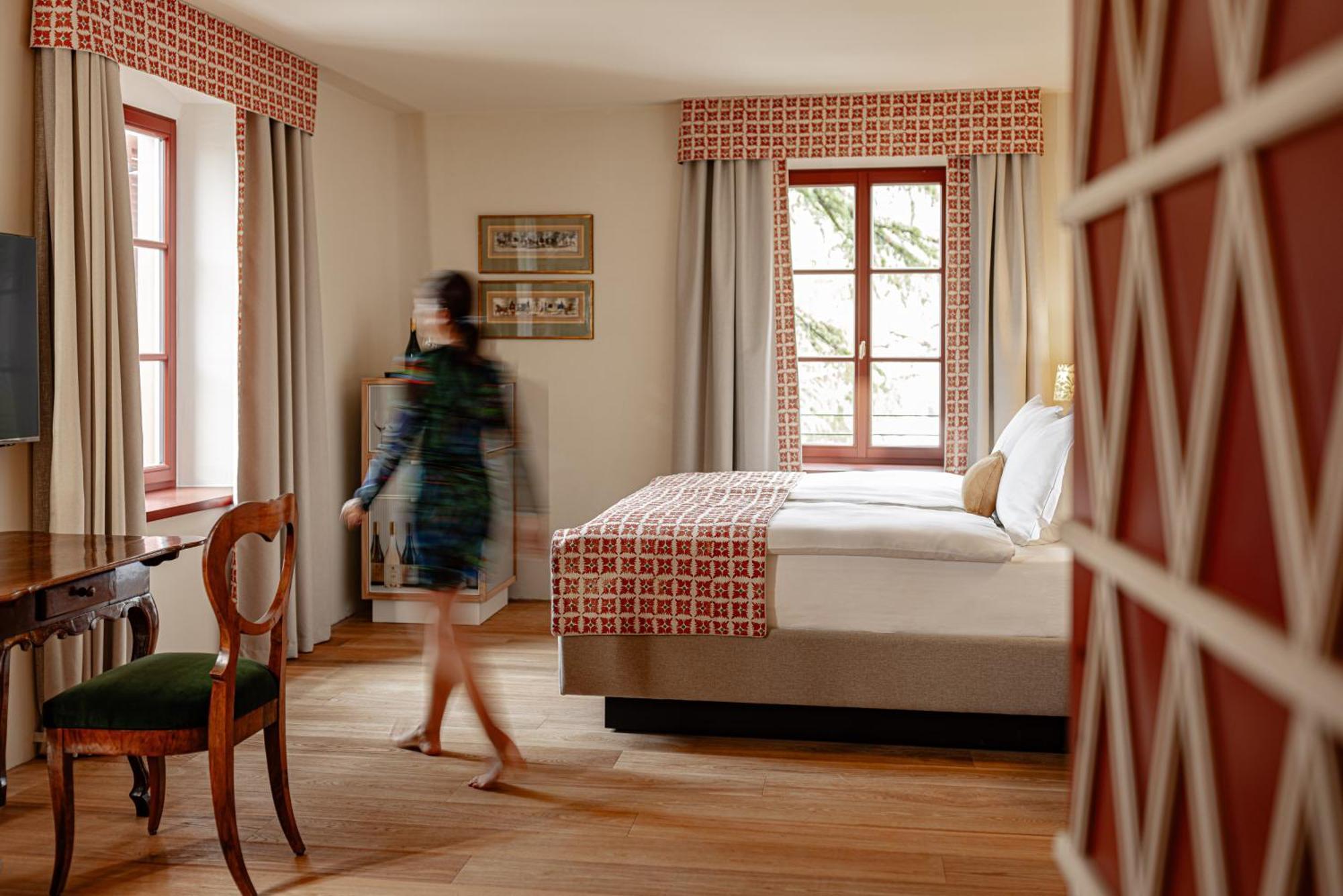 Castel Sallegg Suites Adults Only Caldaro Εξωτερικό φωτογραφία